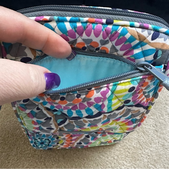 Vera Bradley Mini Hipster RIFD Sunny Medallion print - Picture 4 of 8